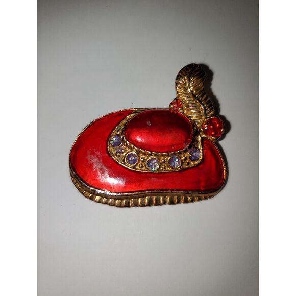A Red Hat Society Brooch Pin Gold Tone Metal Red Enamel Feather Vintage - Picture 2 of 8